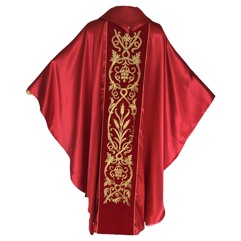 Red satin Chasuble Red satin Chasuble